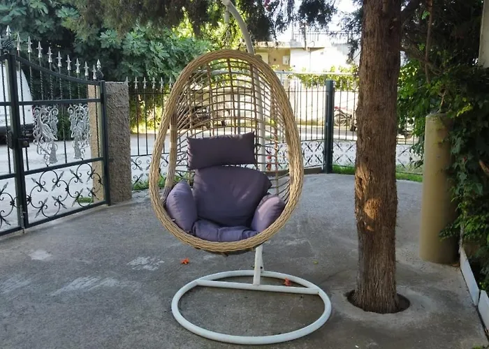 Garden Appartement Potos